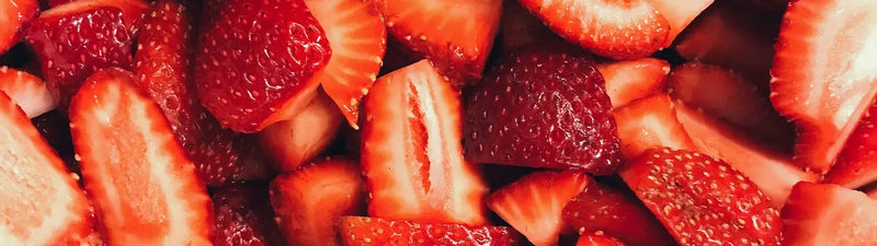 Vegane Panna Cotta mit Erdbeeren