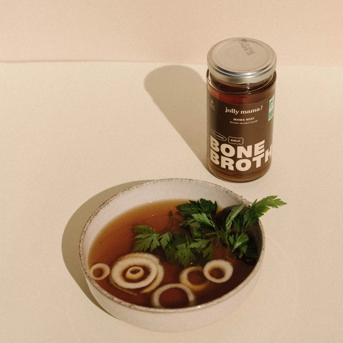 Brodo Mama Beef in barattolo di vetro scuro – supporto post-partum, gravidanza e allattamento