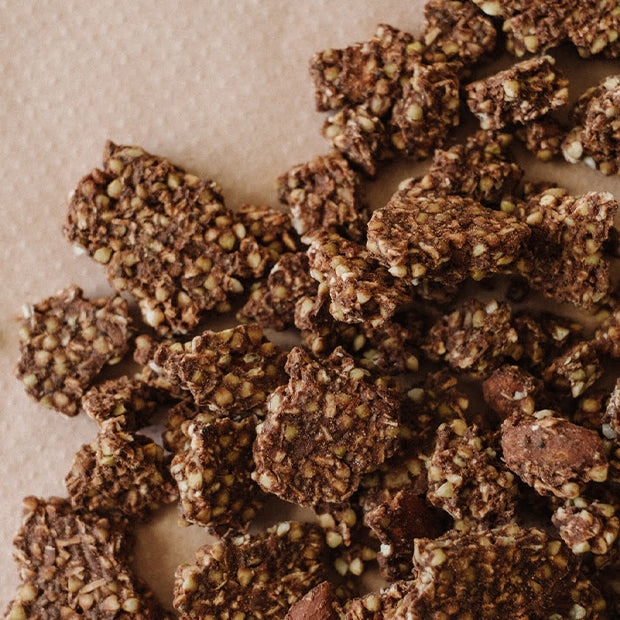 Zoom sul granola al cioccolato per l'allattamento